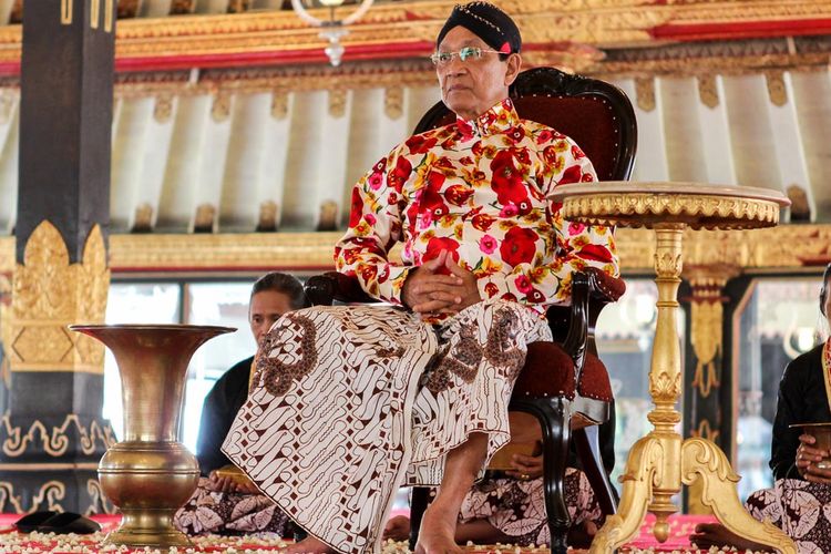 Siswadhi pranoto Loe : makna dan model Motif Parang Barong